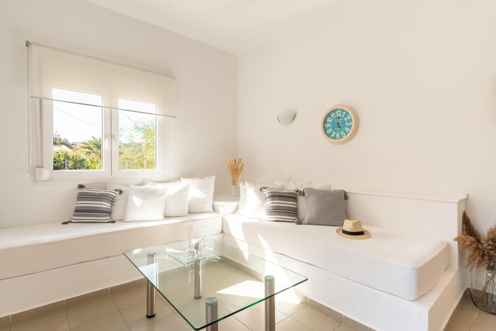 Elio A 1Bdr Apt With Garden 1 Min From The Beach By Hospi 伊拉克利翁 外观 照片